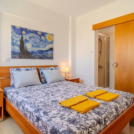 Blue Penthouse Mackenzie Апартаменты