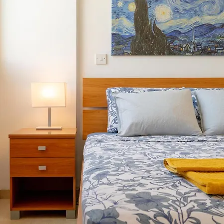 Apartment Blue Penthouse Mackenzie Larnaca