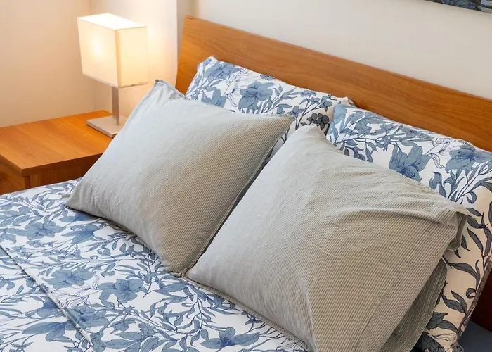 Blue Penthouse Mackenzie * 拉纳卡