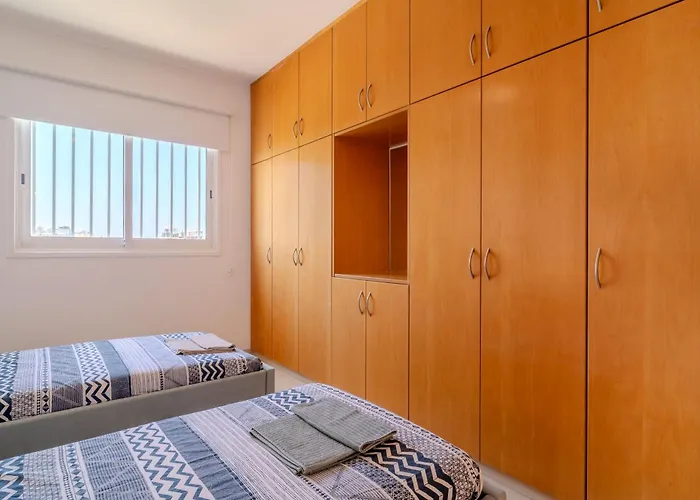 Blue Penthouse Mackenzie 公寓 *